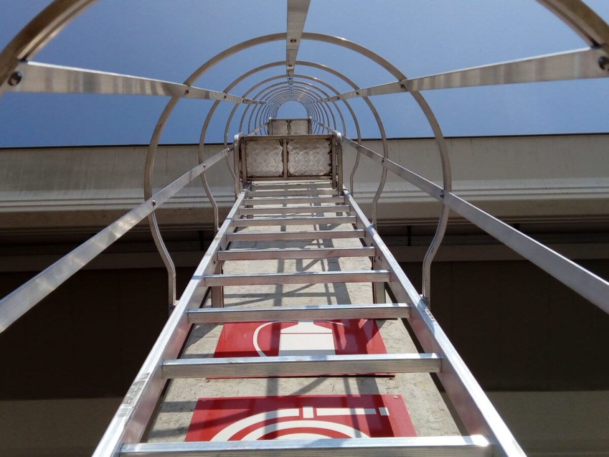 scala-di-sicurezza-anticaduta-Lineevita