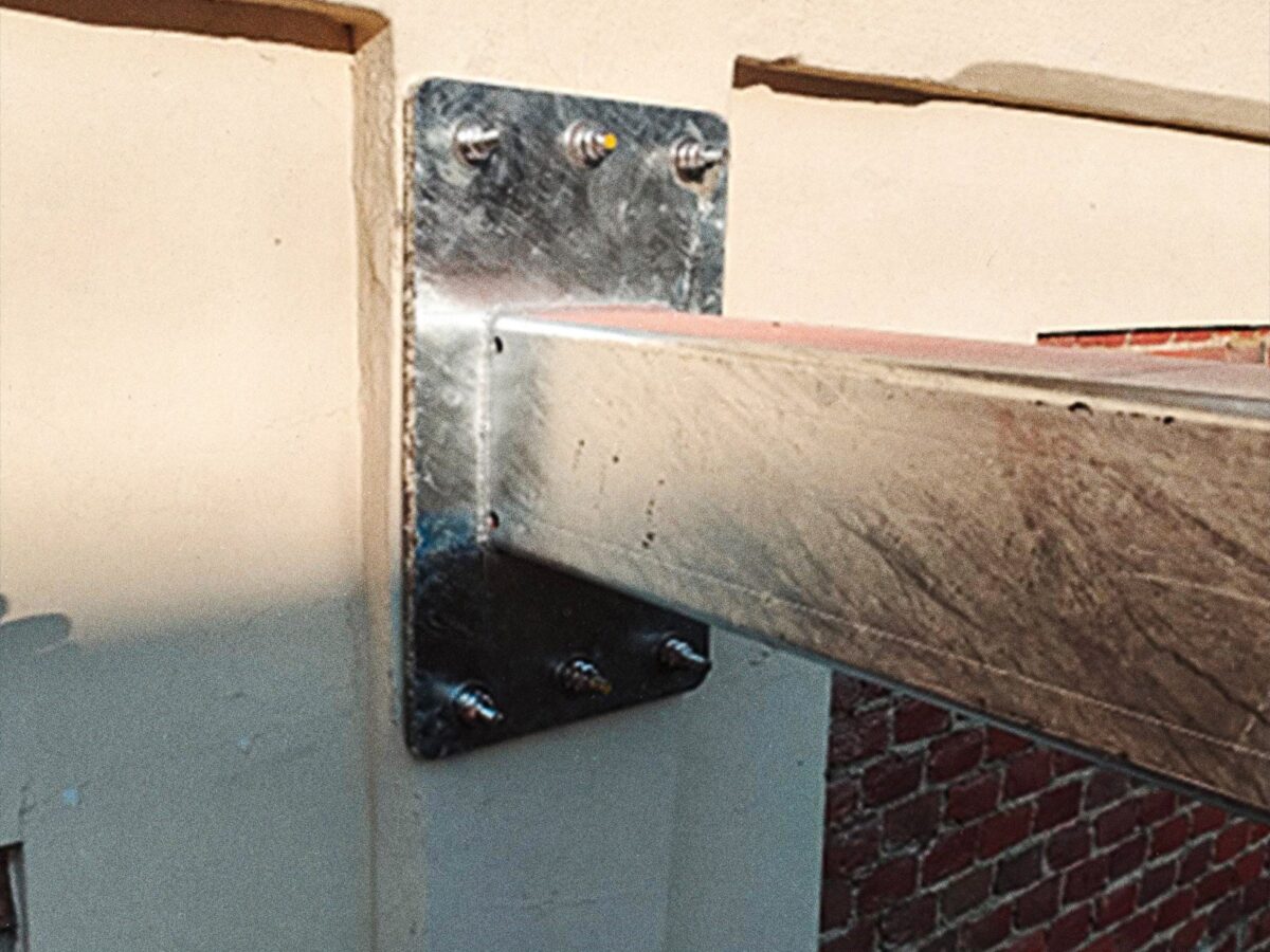 ladebuchten-und-sicherheit-der-bediener-Lineevita